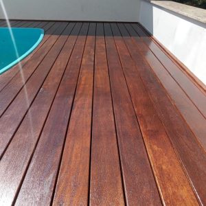 Deck de Madeira Maciça Sucupira
