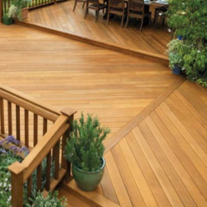 Deck de Madeira Maciça Grápia